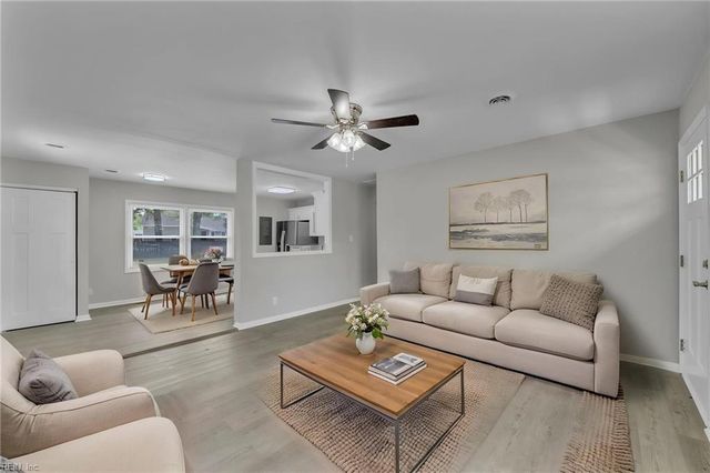 613 Bentley DR, Suffolk, VA 23434