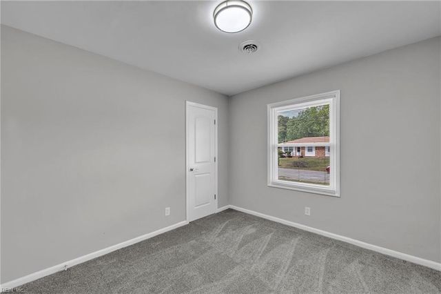 613 Bentley DR, Suffolk, VA 23434