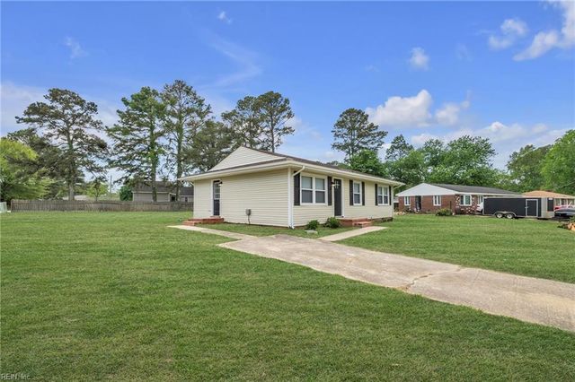 613 Bentley DR, Suffolk, VA 23434