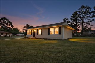 613 Bentley DR, Suffolk, VA 23434