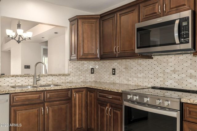 661 S Oak Circle, Chandler, AZ 85226
