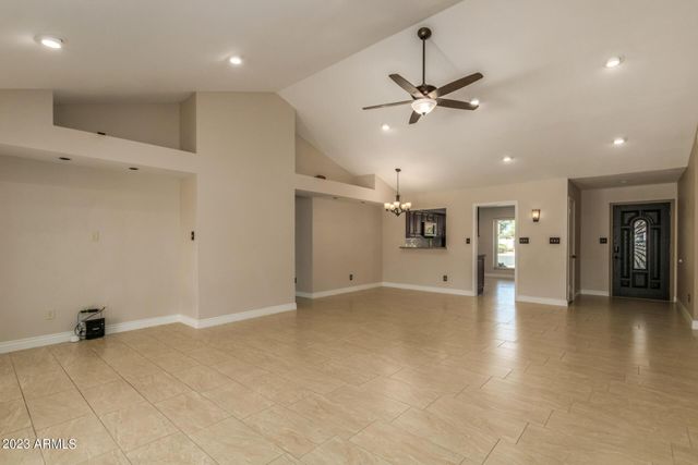 661 S Oak Circle, Chandler, AZ 85226