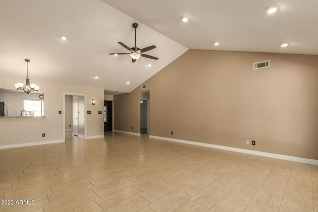 661 S Oak Circle, Chandler, AZ 85226
