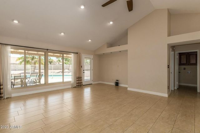 661 S Oak Circle, Chandler, AZ 85226