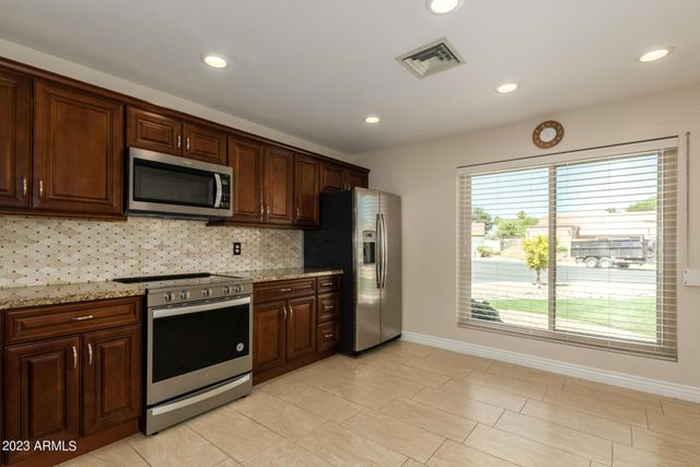 661 S Oak Circle, Chandler, AZ 85226