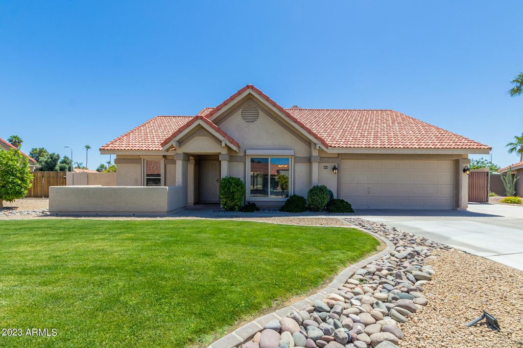 661 S Oak Circle, Chandler, AZ 85226