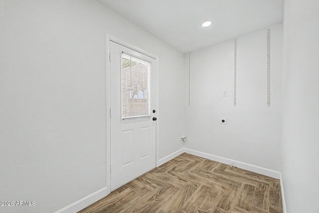 6521 W TURNEY Avenue, Phoenix, AZ 85033
