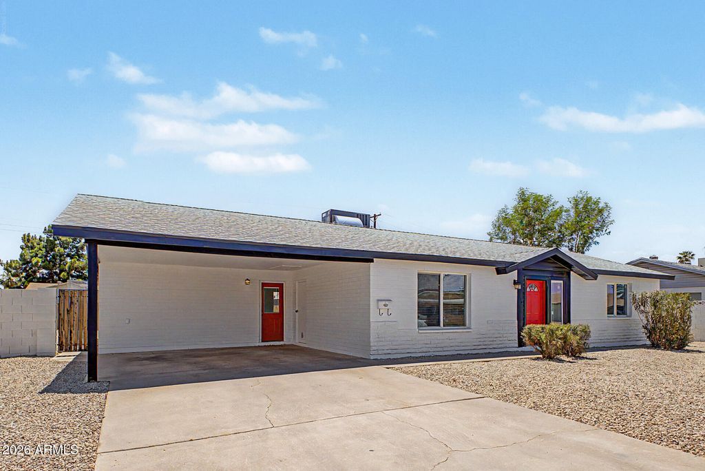 6521 W TURNEY Avenue, Phoenix, AZ 85033 — photo 4