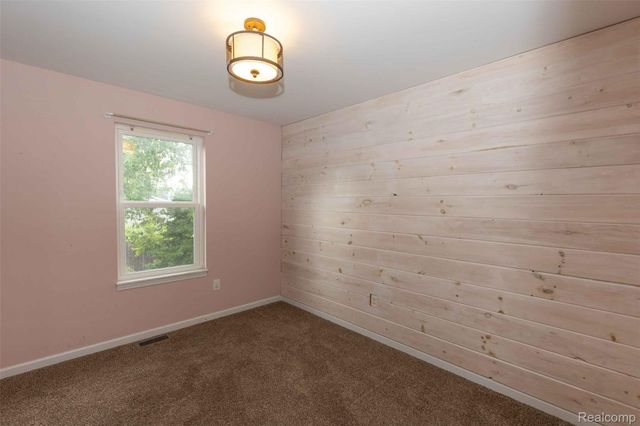 27731 Glenwood Street, St. Clair Shores, MI 48081