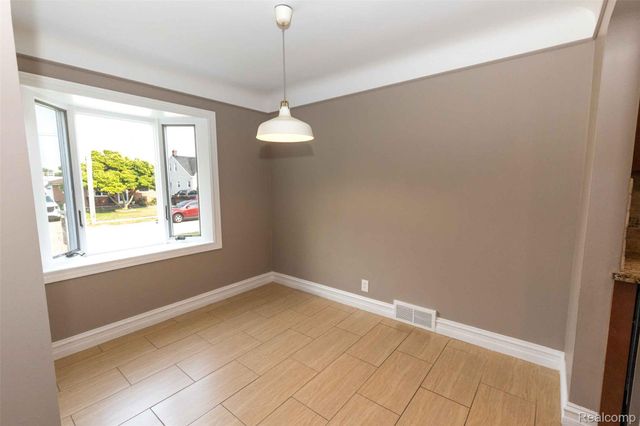 27731 Glenwood Street, St. Clair Shores, MI 48081