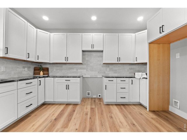 32 Lakeview Cir, Fort Morgan, CO 80701