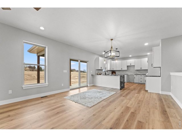 32 Lakeview Cir, Fort Morgan, CO 80701