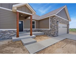 32 Lakeview Cir, Fort Morgan, CO 80701