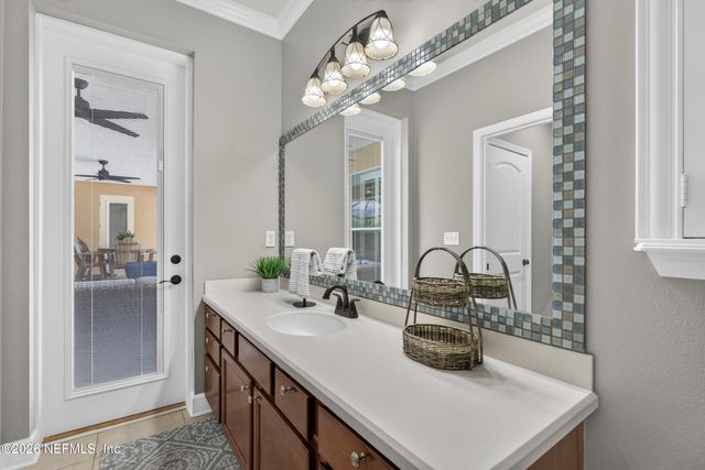 532 SADDLESTONE Drive, St. Johns, FL 32259