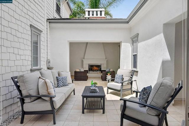 1967 Casablanca St, Danville, CA 94506