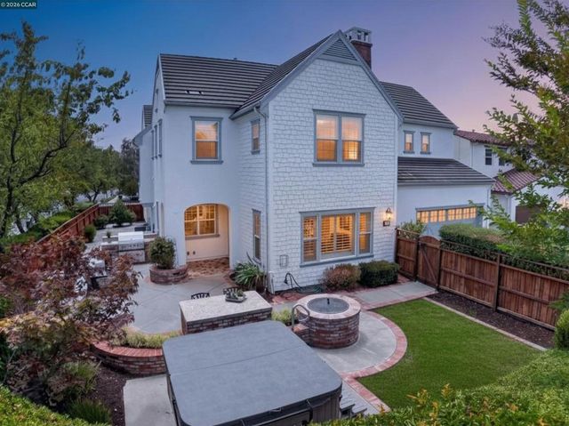 1967 Casablanca St, Danville, CA 94506