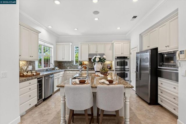 1967 Casablanca St, Danville, CA 94506