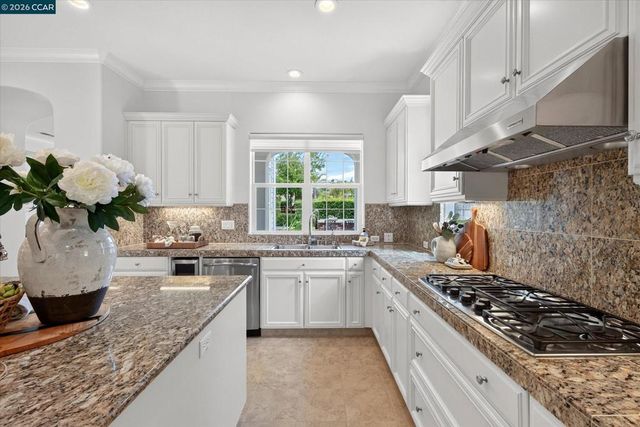 1967 Casablanca St, Danville, CA 94506