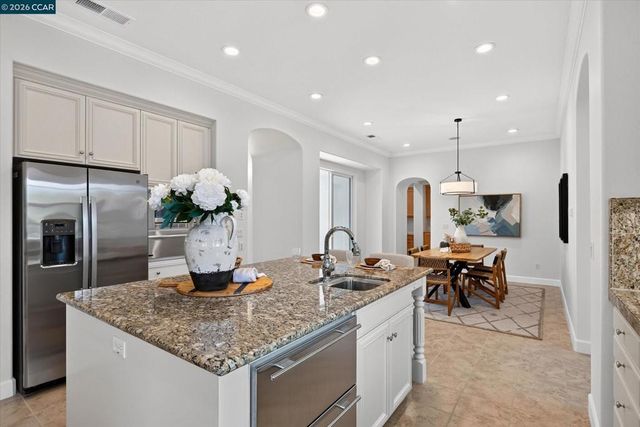 1967 Casablanca St, Danville, CA 94506