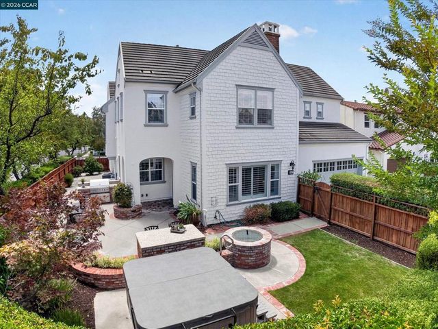 1967 Casablanca St, Danville, CA 94506