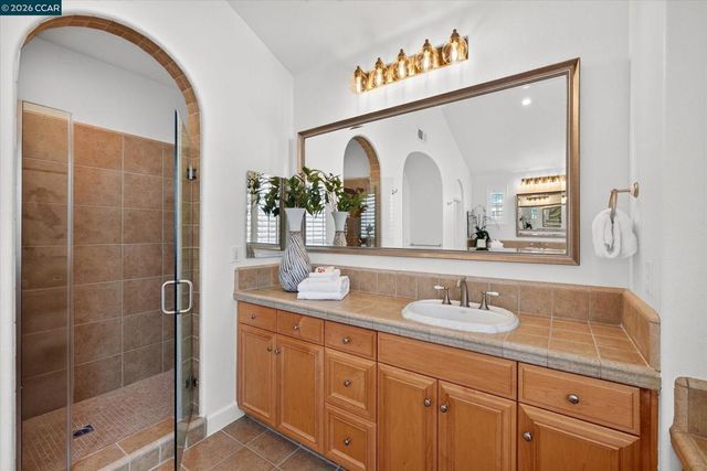 1967 Casablanca St, Danville, CA 94506