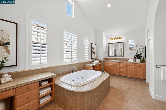 1967 Casablanca St, Danville, CA 94506