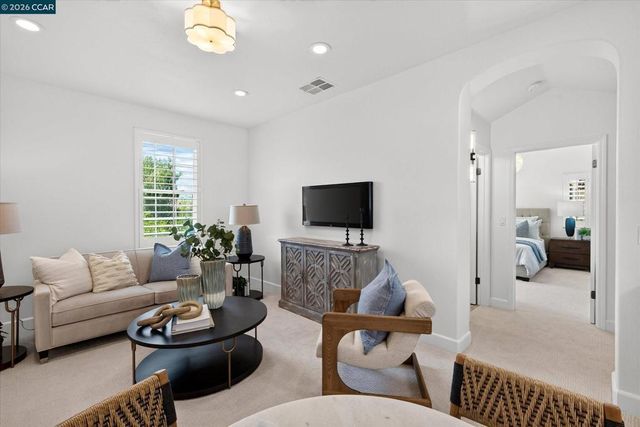 1967 Casablanca St, Danville, CA 94506