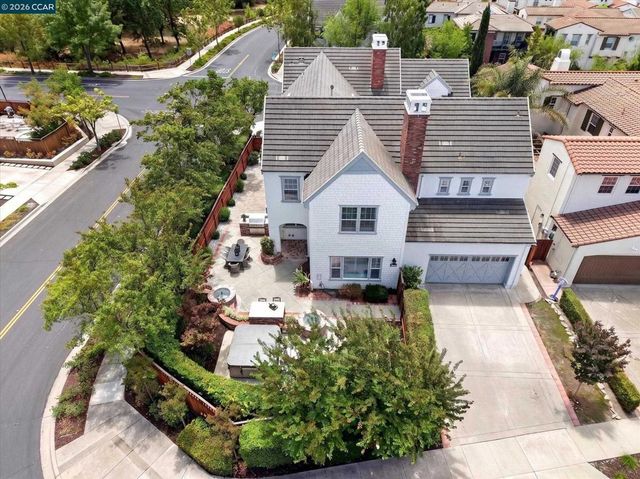 1967 Casablanca St, Danville, CA 94506