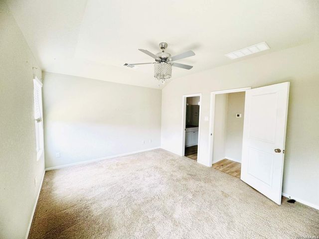 312 Agave Circle, Jourdanton, TX 78026