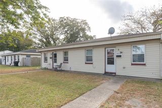 1841A Riddle AVE, Virginia Beach, VA 23454
