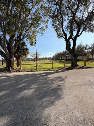 1017 Hampton Road, West Palm Beach, FL 33405