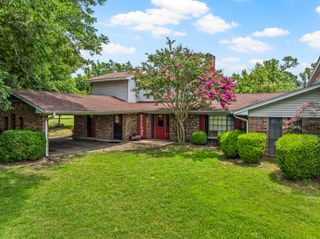 34 Nevills Road, Mt Pleasant, TX 75455