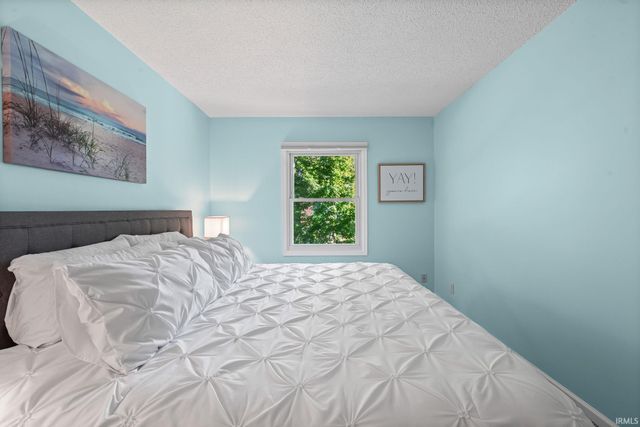 717 Foxwood Drive, Lafayette, IN 47905