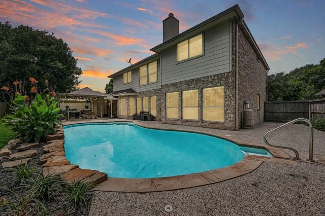 1402 Pine Meadow Court, Pearland, TX 77581