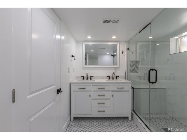 1734 S Franklin St, Denver, CO 80210