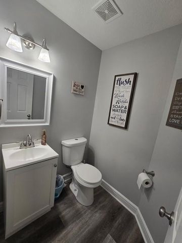 910 Sweet Cherry Place, Belton, MO 64012