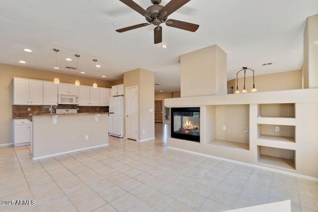 41526 N CEDAR CHASE Road, Anthem, AZ 85086