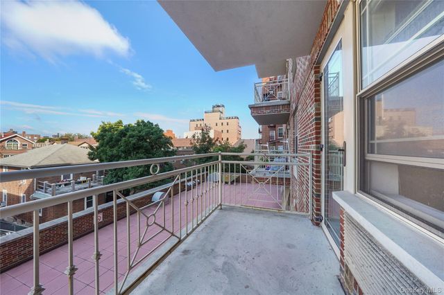 40-40 75th Street 3A, Elmhurst, NY 11373
