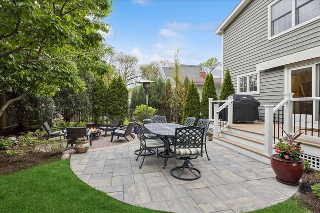 749 Summit Street, Downers Grove, IL 60515