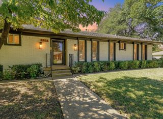 4606 Hazelhurst Lane, Dallas, TX 75227
