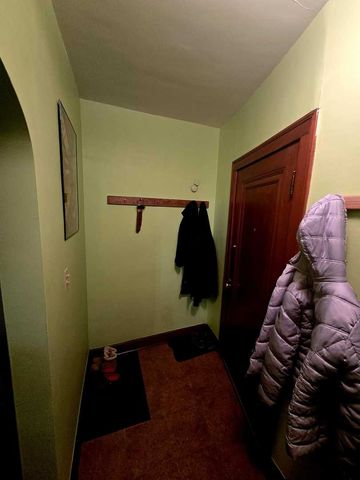 1014 E Prairie Avenue 2FW, Des Plaines, IL 60016