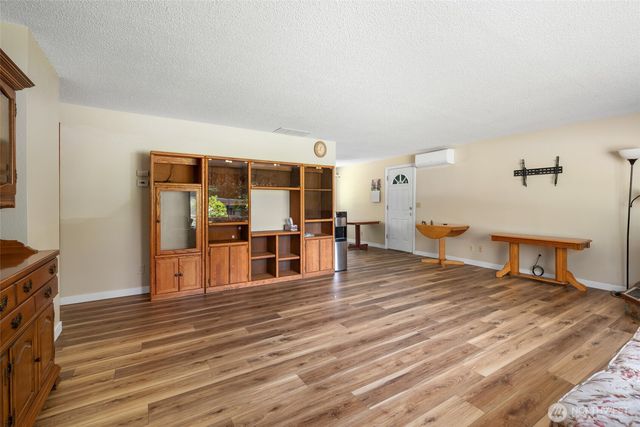 4554 N Siesta Place, Oak Harbor, WA 98277