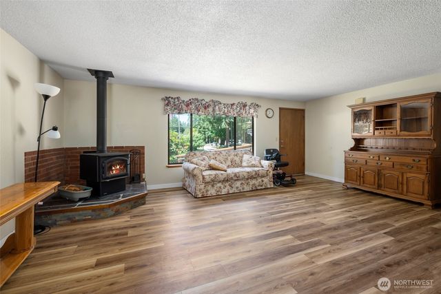 4554 N Siesta Place, Oak Harbor, WA 98277