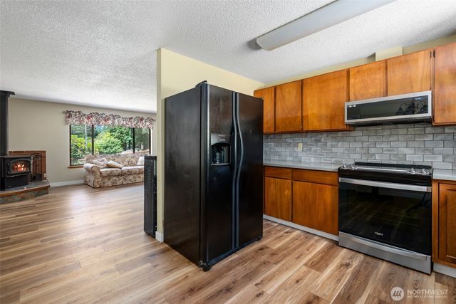 4554 N Siesta Place, Oak Harbor, WA 98277