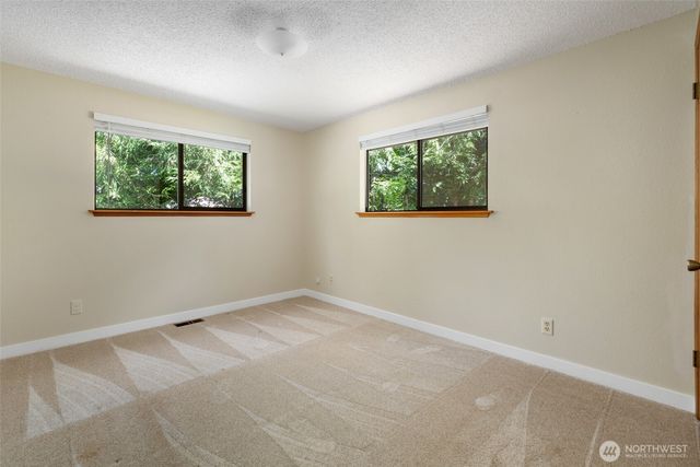 4554 N Siesta Place, Oak Harbor, WA 98277