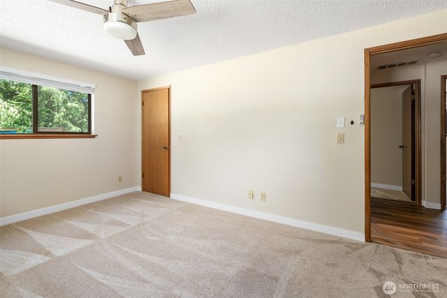 4554 N Siesta Place, Oak Harbor, WA 98277
