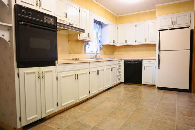 121 S 12th Street, Paragould, AR 72450