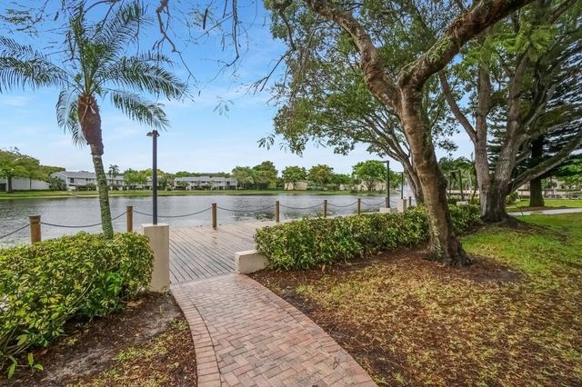 3047 Carambola Cir S 2324, Coconut Creek, FL 33066