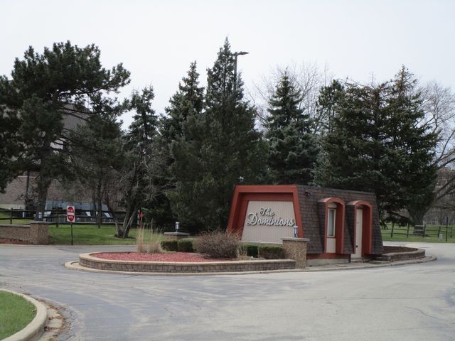 465 W Dominion Drive 1003, Wood Dale, IL 60191