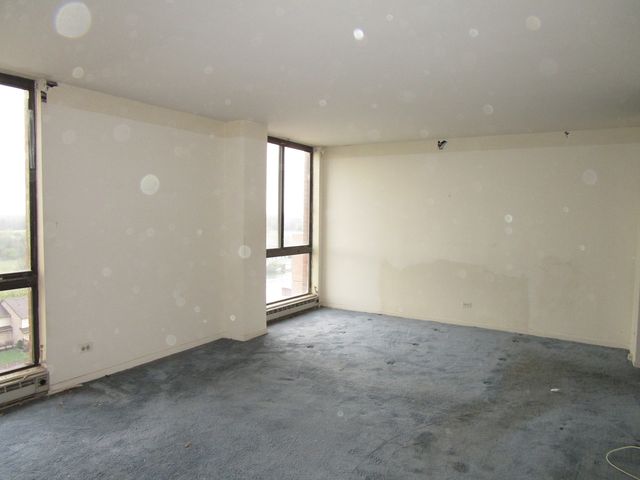 465 W Dominion Drive 1003, Wood Dale, IL 60191